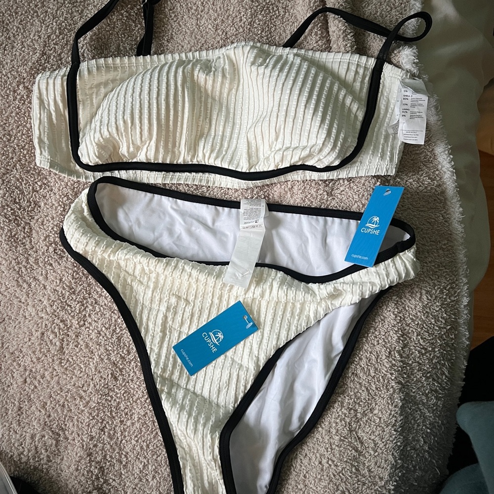 Cupshe White Bikini Set with Black Trim (XL TOP L BOTTOM)
